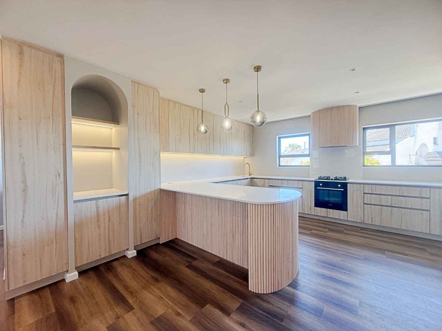 3 Bedroom Property for Sale in Country Club Western Cape